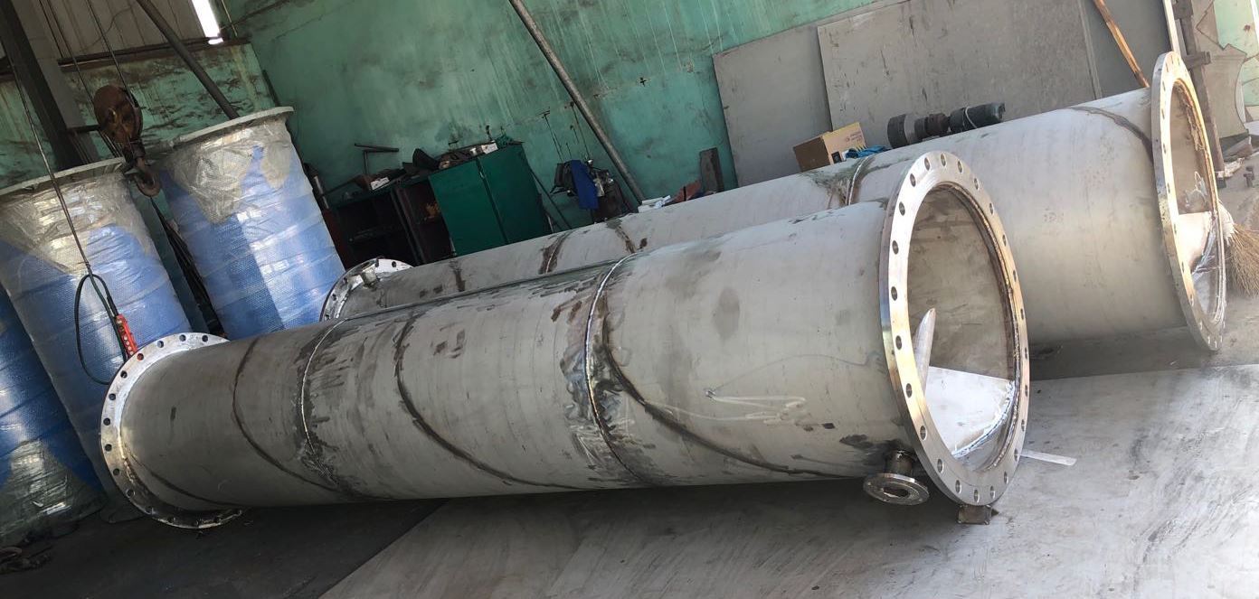 不銹鋼靜態混合器半成品展示